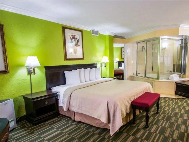 Quality Inn Ormond Beach Oceanfront Екстериор снимка