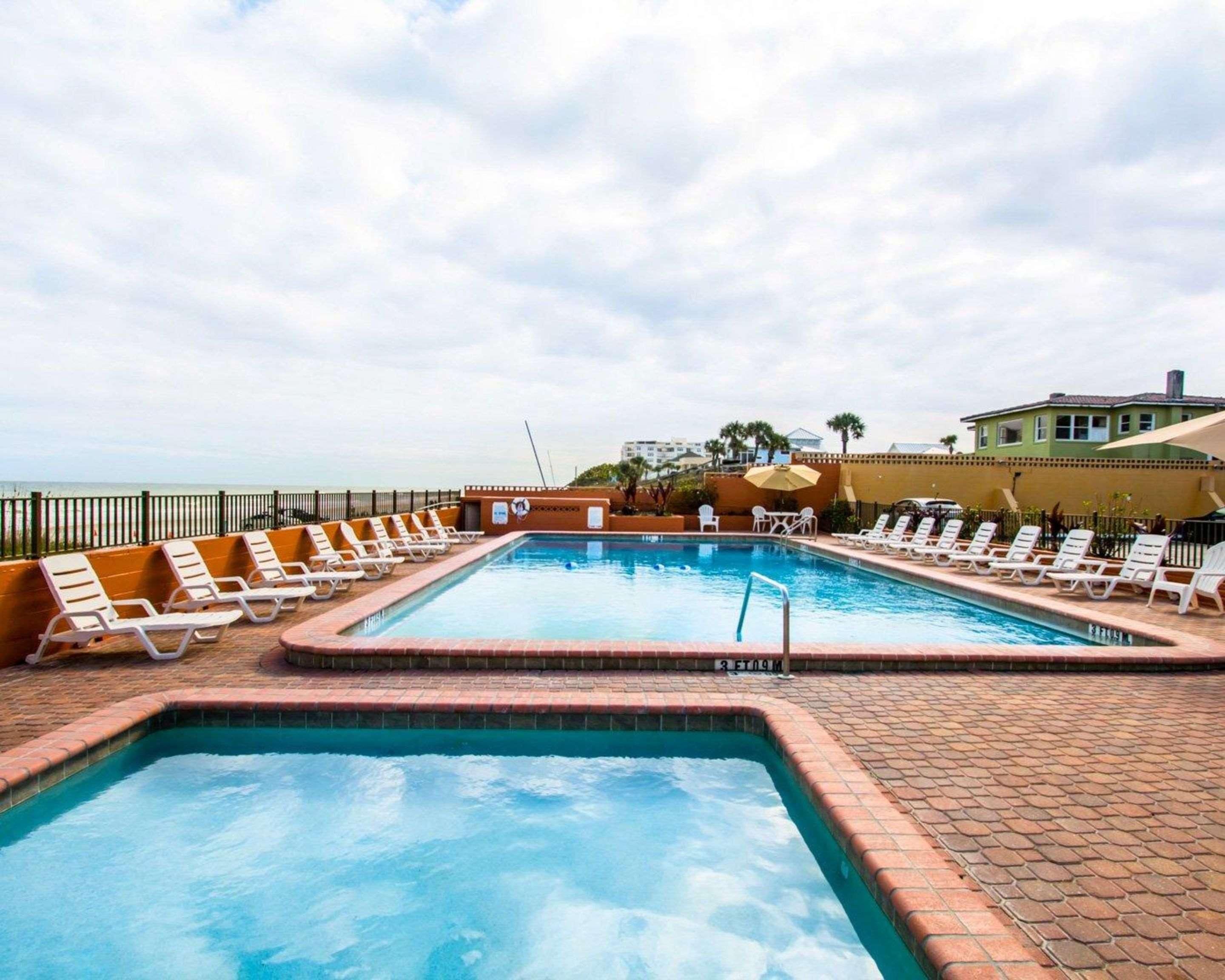 Quality Inn Ormond Beach Oceanfront Екстериор снимка